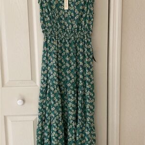 Elegant Green Maxi Dress